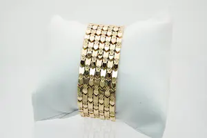 85 - Brede Retro 18 karaat rosé gouden armband met bloemmotief kopen? Bied vanaf 3350!