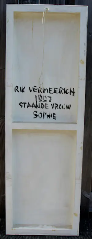 Rik Vermeersch - Ingelijste olieverf op paneel: 'Staande vrouw Sophie' - 1997 kopen? Bied vanaf 299!