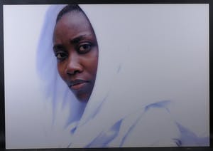 Angele Etoundi Essamba - Dibond foto - Voile Blanc - Leti (Groot) kopen? Bied vanaf 200!