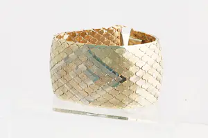 96 - Vintage seventies 14 krt gouden tricolor armband - ZWAAR! (93+gr) kopen? Bied vanaf 2940!