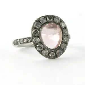 18k witgouden ring met roze kwarts en briljant geslepen diamanten tot. 0.50ct kopen? Bied vanaf 760!