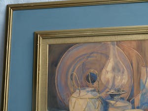 Frits Hes - Ingelijste aquarel , Stilleven met spiegel en olielamp – ca. 1950 kopen? Bied vanaf 50!