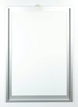 Eric Guo - Foto op dibond, Warmth of its own II - Ingelijst kopen? Bied vanaf 1!