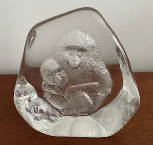 Maleras Sweden - Beeldje - Moeder aap en kind kopen? Bied vanaf 32!