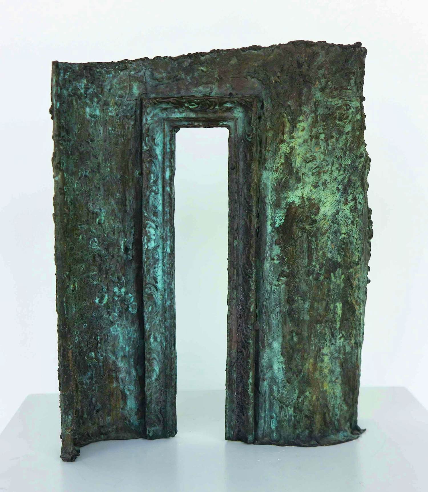 Cor Litjens - Bronzen beeld, Poort verkocht voor € 350!