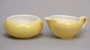 Ursula Fesca - theepot, melkkan, suikerpot Taxis | Waechterbacher Keramik | West Germany kopen? Bied vanaf 40!