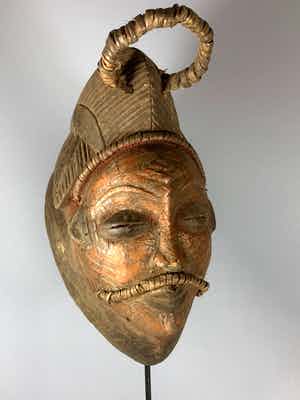 Punu - African female mask from the Punu - Gabon. verkocht voor € 65!