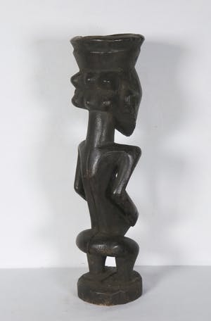 Hemba - Houten voorouderbeeld met baard en bovenop ruimte voor magische stof kopen? Bied vanaf 1!