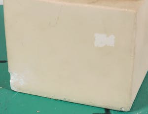 Reinier Lucassen - Assemblage met gipsen buste kopen? Bied vanaf 400!