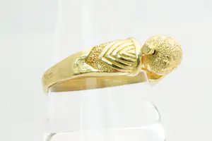 53 - Fraai bewerkte geel-gouden 18 krt ronddraaiende bal ring. kopen? Bied vanaf 390!