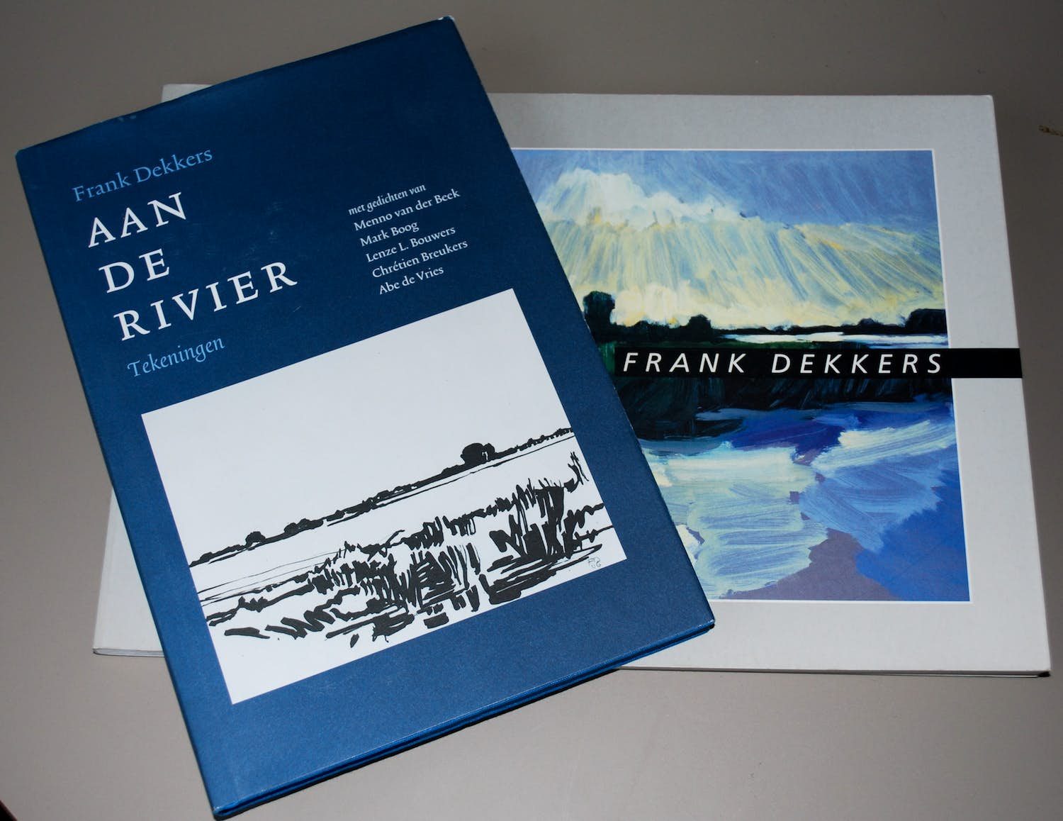 Frank Dekkers - 2x: gesigneerd/genumm. boek & extra boek uit 2001 -->gratis verzending NL kopen? Bied vanaf 50!
