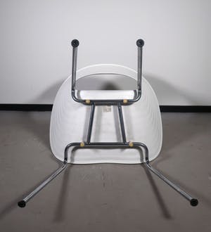 Ron Arad - Staal en polypropeen, Tom Vac stoel voor Vitra (meerdere exemplaren beschikbaar) kopen? Bied vanaf 50!
