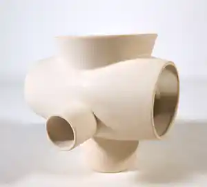 Cor Unum - Aardewerk, 3 Vase - Ontworpen door NL Architects verkocht voor € 1!