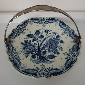 Plateelbakkerij Ram - Schotel met hengsel (bonbonnière?) uit 1922! kopen? Bied vanaf 1!
