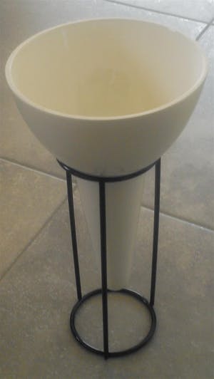 Cor Unum - Witte vaas op standaard kopen? Bied vanaf 29!