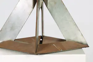 Renate Liske - Metalen object, Molshoop II kopen? Bied vanaf 1!