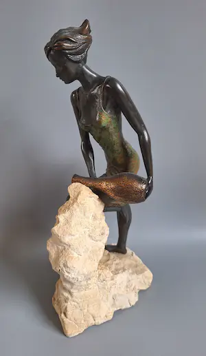 Luis Martinez Lafuente - Vrouw met kan kopen? Bied vanaf 150!