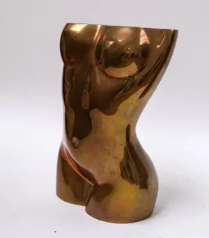 Judith Wiersema - Brons - Torso vrouw kopen? Bied vanaf 1250!