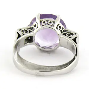 14k gouden ring met amethist en old mine cut geslepen diamant tot. 0.30ct kopen? Bied vanaf 460!