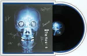 Damien Hirst - Gesigneerd album van The Hours: See the Light - Ingelijst verkocht voor € 1!