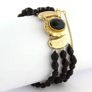 Buy 14k gouden slot bezet met granaat aan een drie rijen granaat armband - 25.6 gram? Bid from 360!
