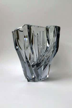 Tapio Wirkkala - Iceberg - massief glazen vaas, gesigneerd verkocht voor € 89!