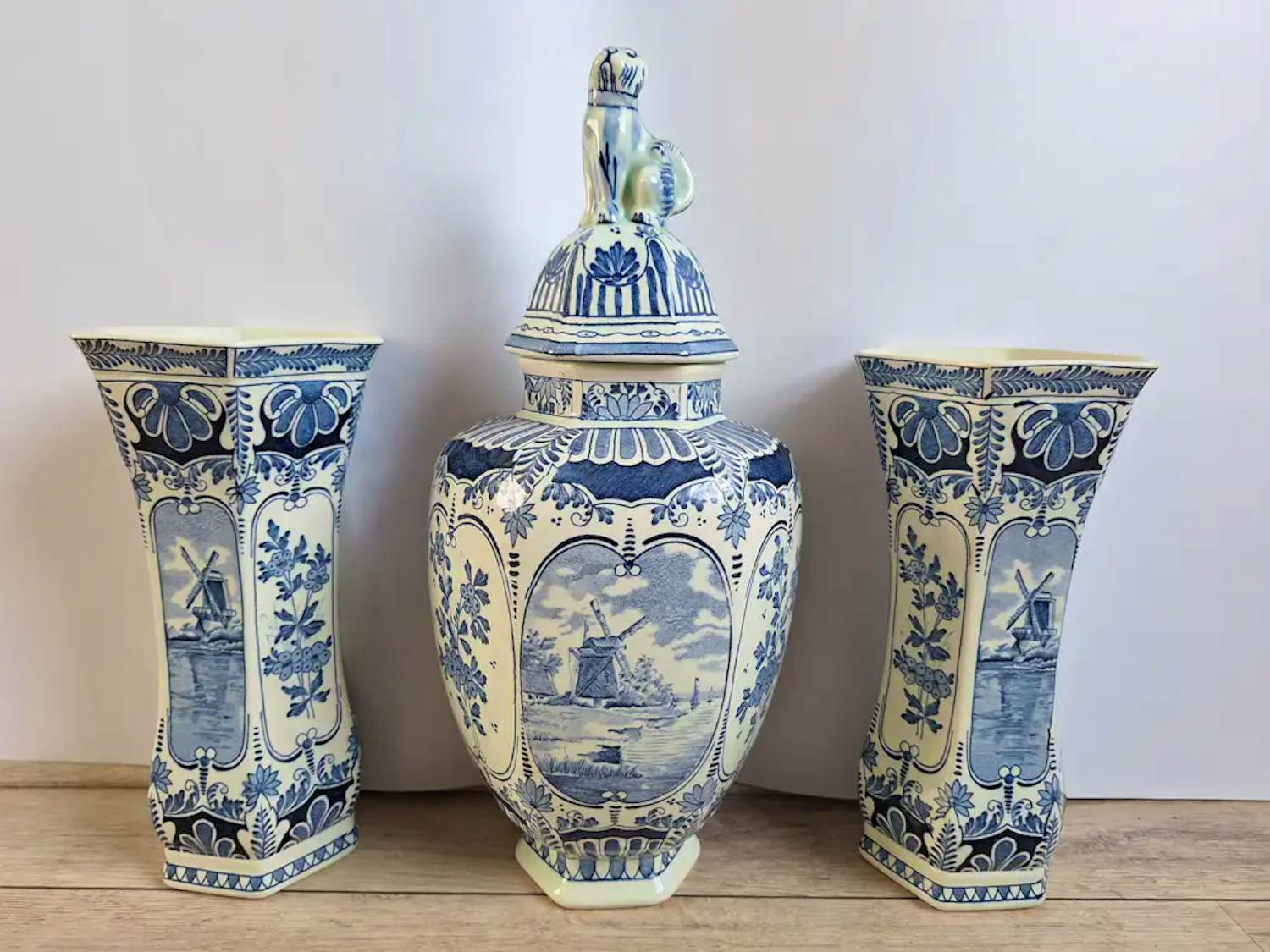 AcheterRoyal Boch - Kaststelset? Enchérissez de 50!