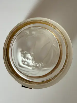 Rene Lalique - Poederdoos Daphne kopen? Bied vanaf 35!