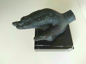 Brons (Onbekend) - prachtig beeld, twee handen, gemengde techniek kopen? Bied vanaf 65!