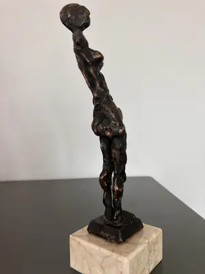 Jissy Keuenhof - Vrouw kopen? Bied vanaf 79!