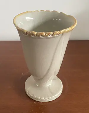 Keramiekfabriek Velsen - Art Deco vaas - KTP Velsen - 175 - Gemerkt - Kennemerland potterij kopen? Bied vanaf 40!