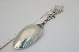 2577 - 2e geh. Zilveren zg. gelegenheidslepel "ruiter en paard" jaarletter 1963 kopen? Bied vanaf 30!