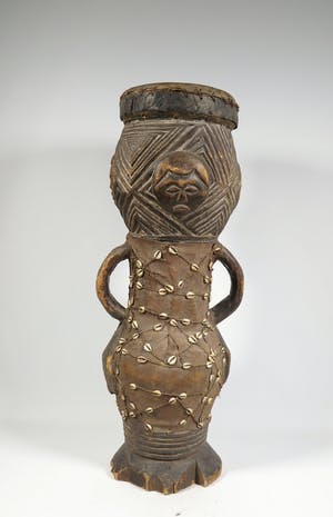 Afrikaans - Hout, leer, kaurischelpen, Trommel kopen? Bied vanaf 1!