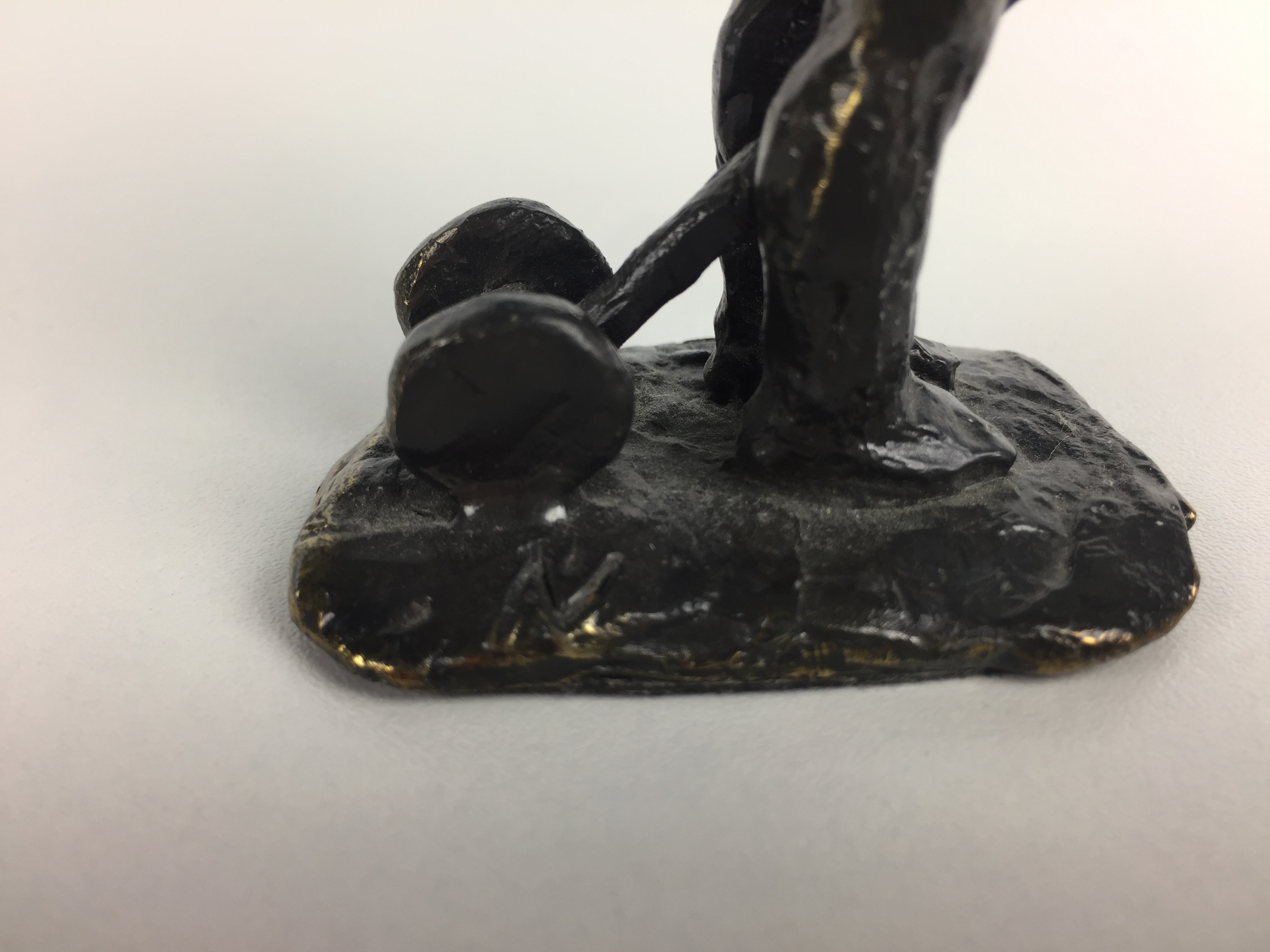 Astrid Veldhuyzen-Koppen - jongetje met speelgoedpaardje kopen? Bied vanaf 69!