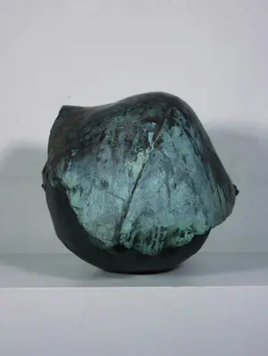 Kiny Copinga - Groot en zwaar bronzen beeld, Mestkever kopen? Bied vanaf 1000!