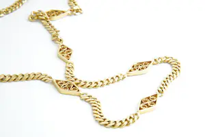 36NV  - Lang Surinaams 18Krt geel-gouden zg. gourmette en ruit collier - gekeurd kopen? Bied vanaf 2247!