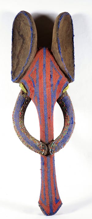 Bamileke - Olifantenmasker ingelegd met kleurrijke kralen kopen? Bied vanaf 1!