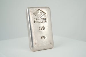 2554 - Degussa gegoten massief Zilveren 999 baartje/broodje - 500GR kopen? Bied vanaf 340!