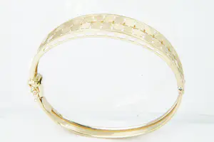 21 -  Aparte 18krt geel-gouden ovale armband - Arabisch motief / model - gekeurd kopen? Bied vanaf 410!