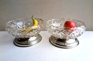 Niet of onleesbaar gesigneerd - Set van 2 Voetschalen - Kristalglas/Silverplate verkocht voor € 1!