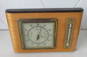 Niet of onleesbaar gesigneerd - Scholz vintage gelakte houten barometer kopen? Bied vanaf 1!