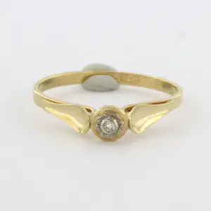 Acheter14k bicolour gouden ring bezet met een single cut geslepen diamant tot. 0.01ct? Enchérissez de 55!
