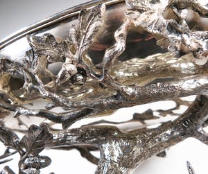 Curiosa - Verzilverd tafelstuk in de vorm van een hertengroep bij een boom kopen? Bied vanaf 60!