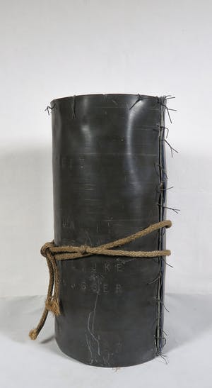 Frits Gramberg - Loden object, Thora 3 'Of dat ze honger heeft...' kopen? Bied vanaf 1!