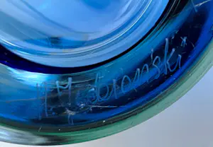 Adam Jablonski - Ornamental vase "Demure" kopen? Bied vanaf 150!