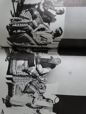 Andy Warhol - Andy Warhol's Exposures - Gesigneerd op omslag kopen? Bied vanaf 179!