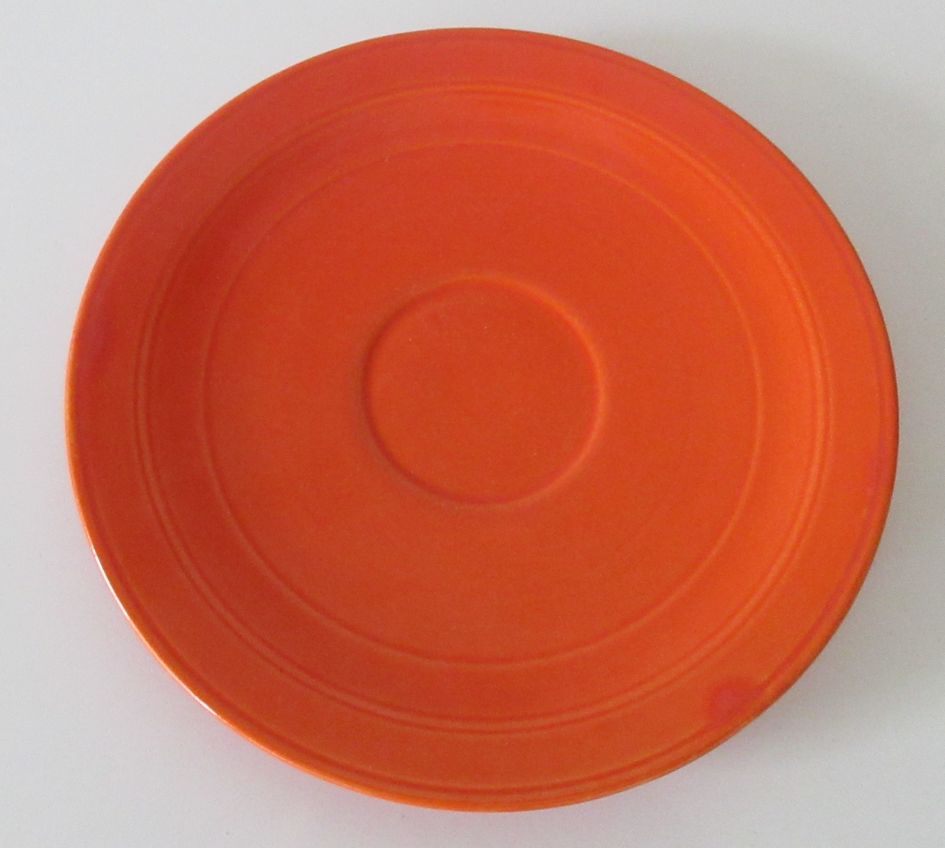 Niet of onleesbaar gesigneerd - Vernon Kilns Early California Green and Orange Demitasse Cup kopen? Bied vanaf 1!