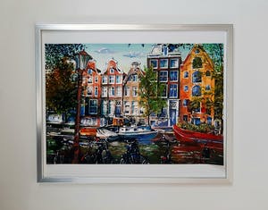Elena Polyakova - Een gracht in Amsterdam kopen? Bied vanaf 65!