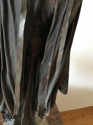 Curiosa - Beeldje van meisje op sokkel kopen? Bied vanaf 50!