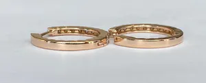 18 karaat Rosé gouden oorbellen  met 0.72 ct Diamanten kopen? Bied vanaf 800!